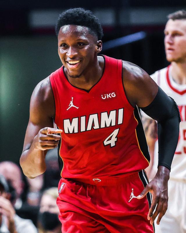 游戏规则-时隔333天重返赛场！奥拉迪波用暴扣宣布回归